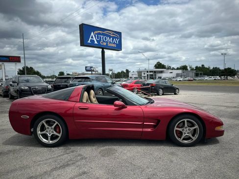 Used 2002 Chevrolet Corvette Coupe w/ Preferred Equipment Group2 RWD image 5