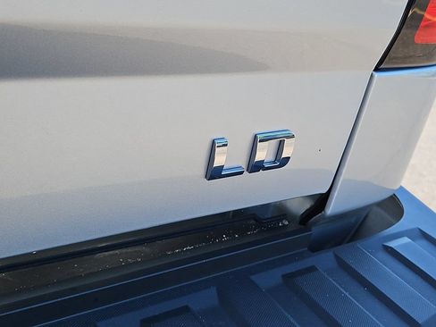 Used 2019 Chevrolet Silverado 1500 Custom w/ Texas Edition RWD image 8