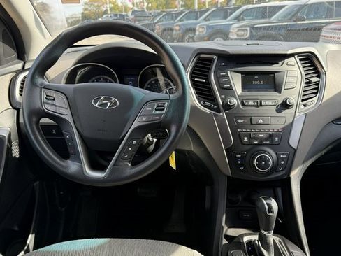 Used 2016 Hyundai Santa Fe SE image 27