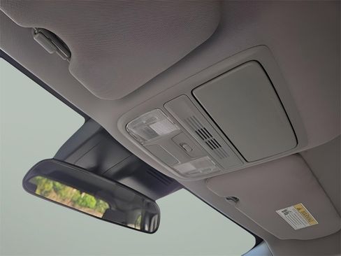 Used 2022 Honda CR-V Special Edition image 18