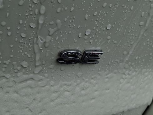 Certified 2022 Ford EcoSport SE image 31