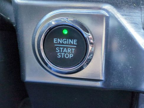 Certified 2022 Ford F150 Lariat w/ Equipment Group 502A High image 34