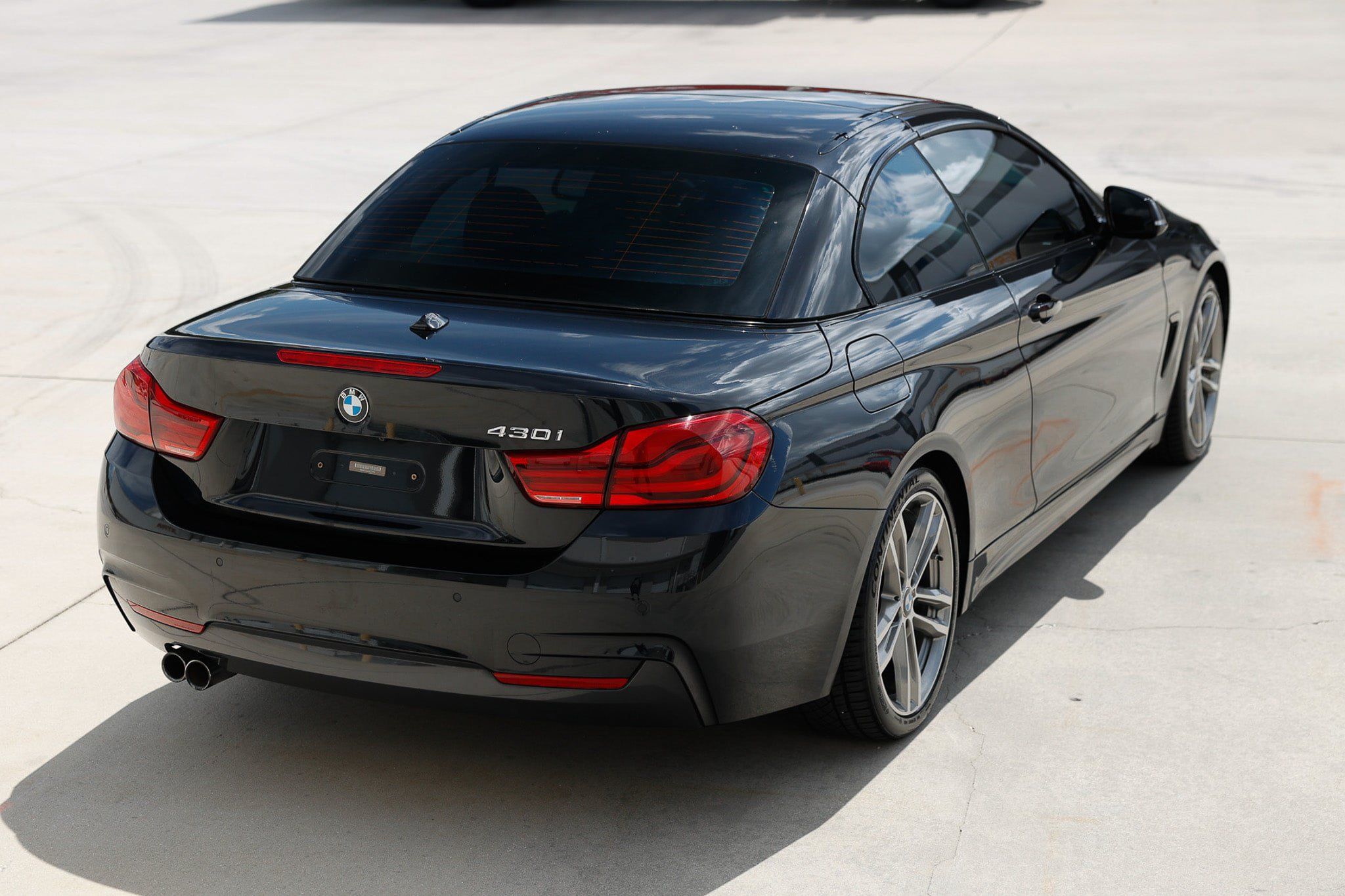 Used 2018 BMW 430i Convertible RWD image 16