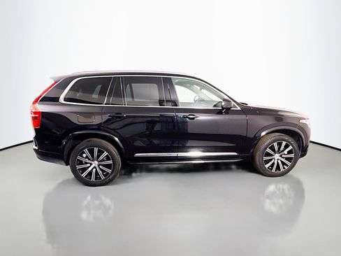 Used 2024 Volvo XC90 B5 Plus image 11