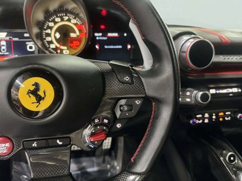 Used 2019 Ferrari 812 Superfast RWD image 41