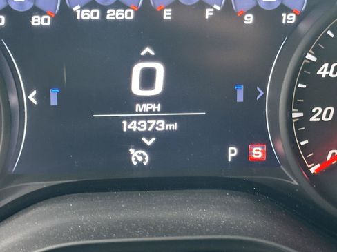 Used 2022 Chevrolet Camaro SS RWD image 13