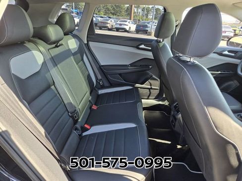 Used 2024 Volkswagen Taos SEL AWD/4WD image 21
