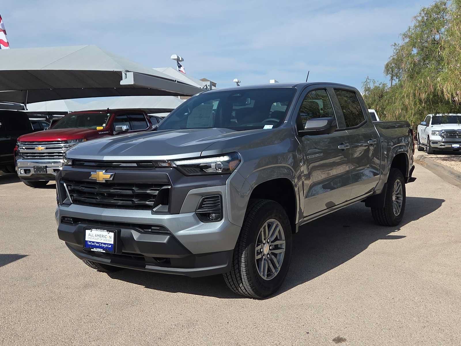 New 2026 Chevrolet Colorado LT w/ LT Convenience Package AWD/4WD image 4