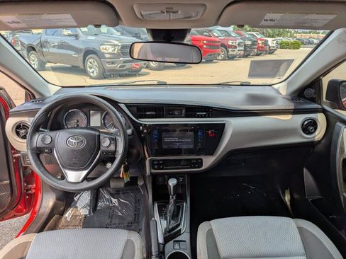 Used 2019 Toyota Corolla LE w/ Body Protection Package FWD image 20