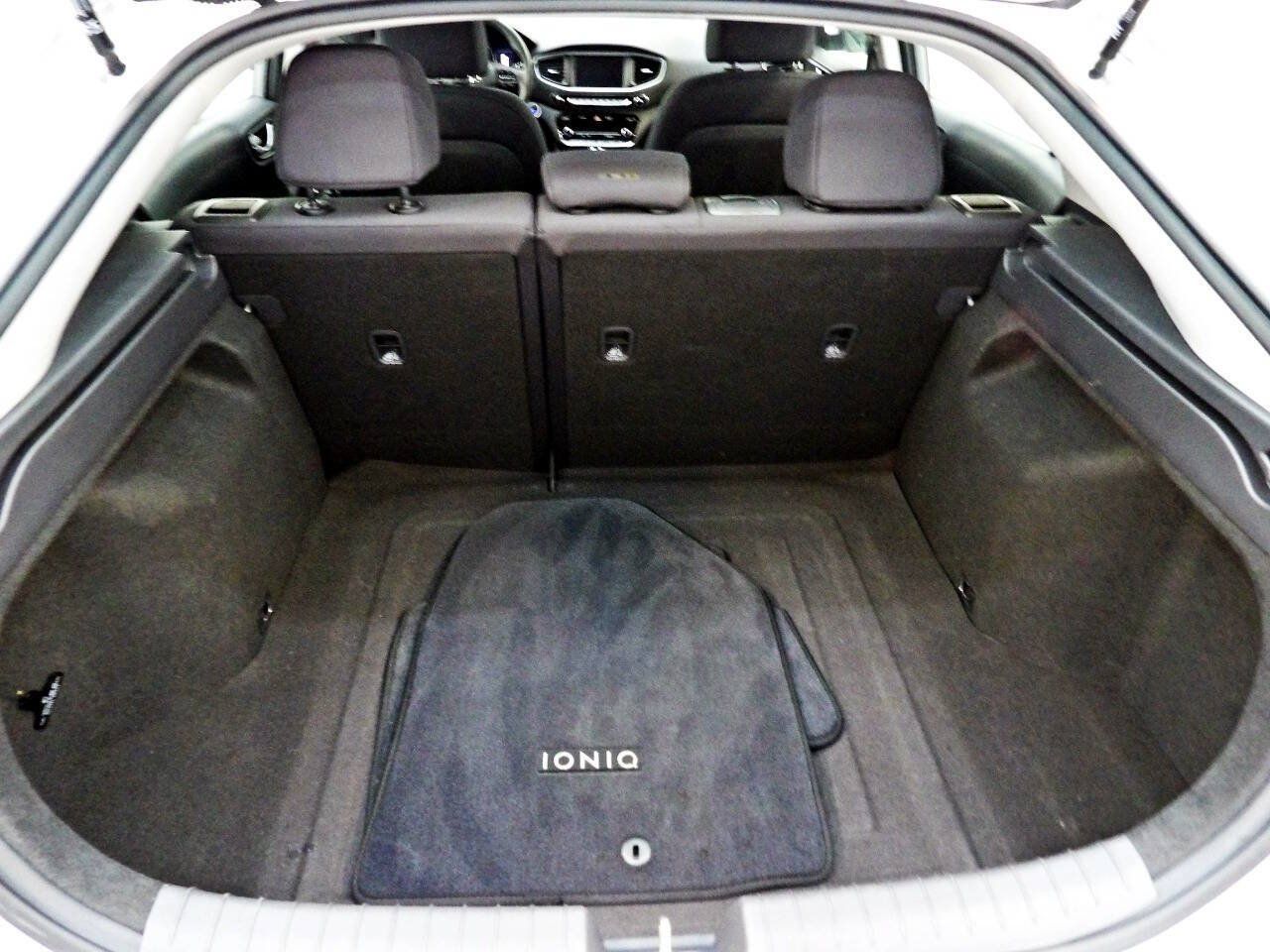 Used 2018 Hyundai Ioniq Blue FWD image 13