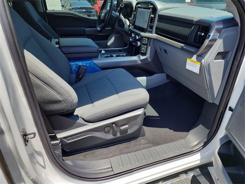 New 2025 Ford F150 XLT w/ Equipment Group 303A High image 9