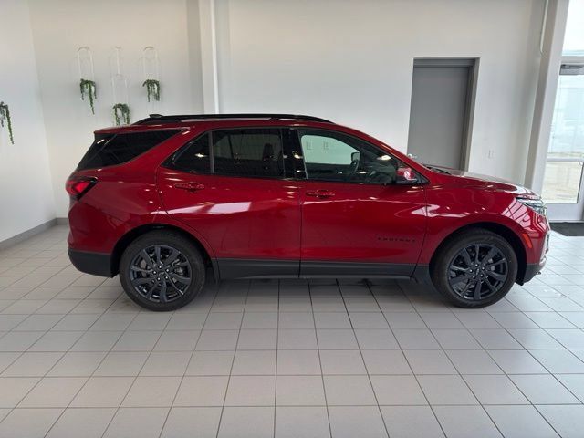 Certified 2024 Chevrolet Equinox RS w/ LPO, Floor Liner Package AWD/4WD image 38