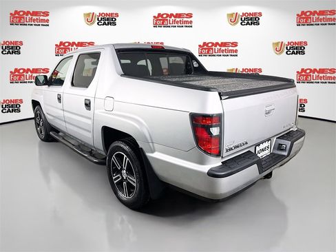 Used 2013 Honda Ridgeline Sport image 2