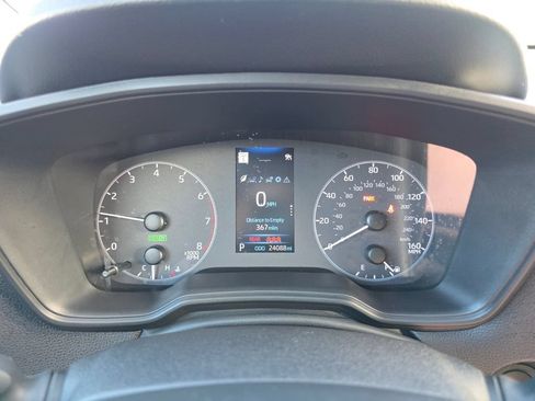 Certified 2025 Toyota Corolla Cross AWD Hybrid image 32