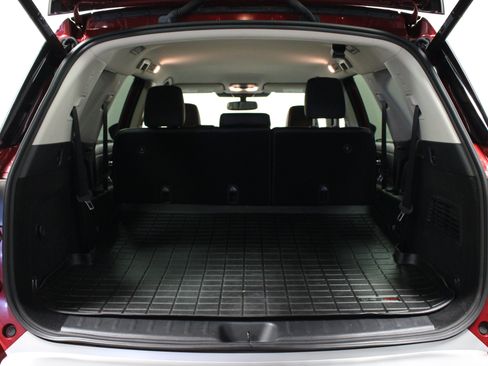 Used 2022 Nissan Pathfinder SL AWD/4WD image 14