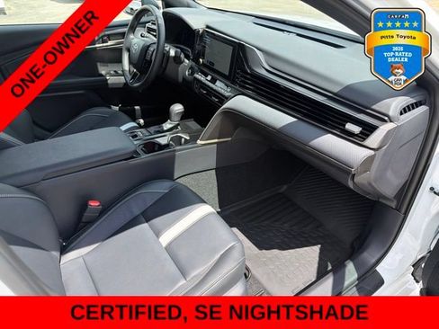 Certified 2026 Toyota Camry Hybrid w/ Convenience Package FWD image 11