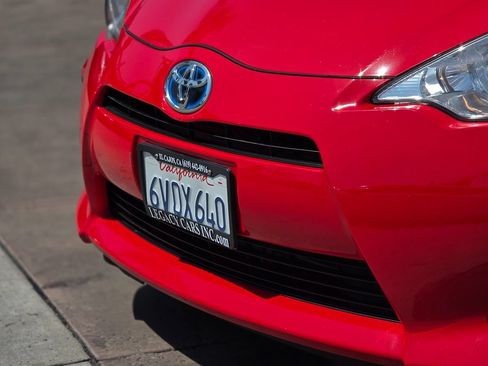 Used 2012 Toyota Prius C Two FWD image 7