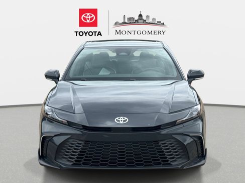 New 2026 Toyota Camry SE FWD image 8
