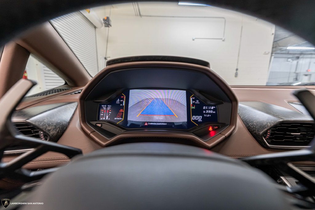 Used 2020 Lamborghini Huracan EVO AWD/4WD image 45