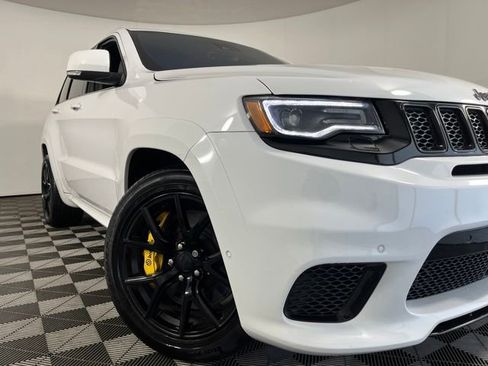 Used 2018 Jeep Grand Cherokee Trackhawk AWD/4WD image 2