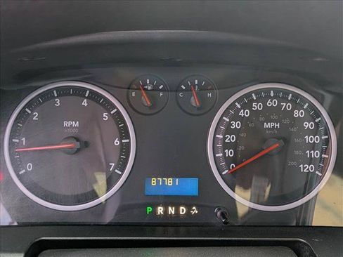 Used 2012 RAM 1500 Express RWD image 10