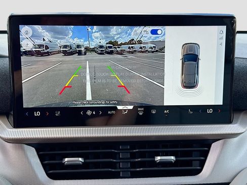 New 2026 Ford Explorer Active w/ Active Comfort Package RWD image 17