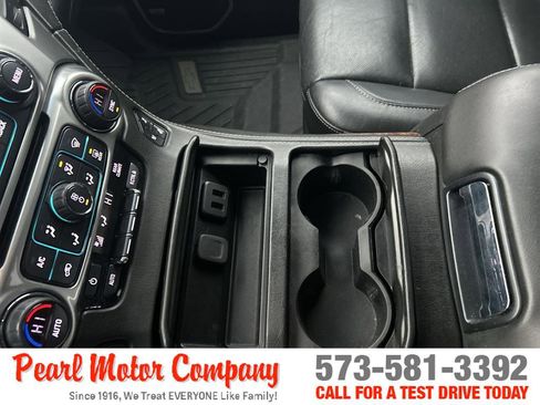 Used 2019 Chevrolet Tahoe Premier image 17