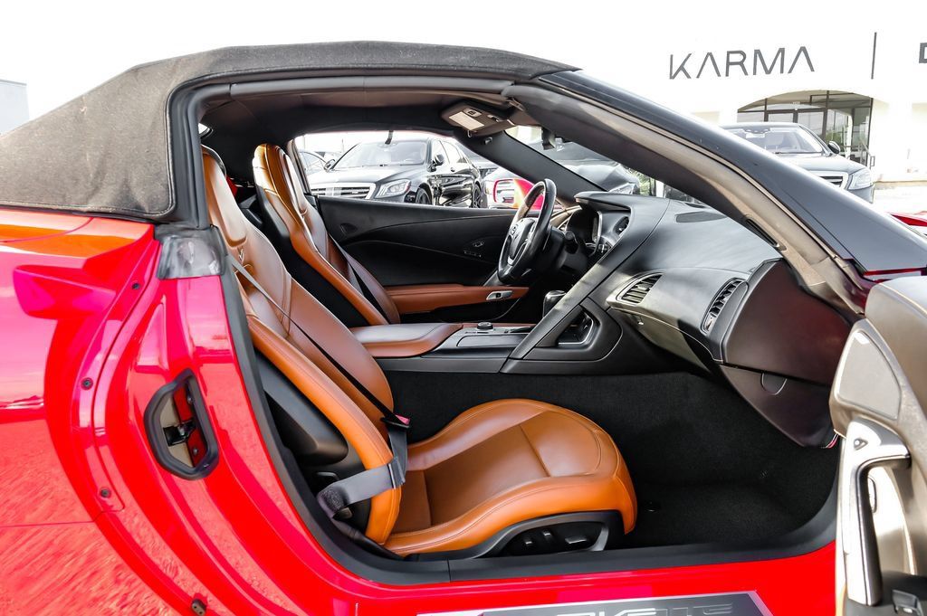 Used 2015 Chevrolet Corvette Stingray Convertible w/ 2LT Preferred Equipment Group RWD image 29