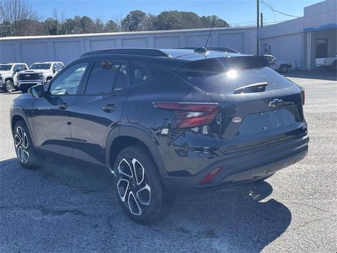 New 2026 Chevrolet Trax RS w/ Driver Confidence Package image 5