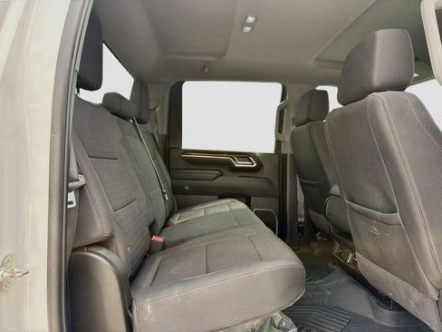 Used 2025 Chevrolet Silverado 2500 LT AWD/4WD image 32