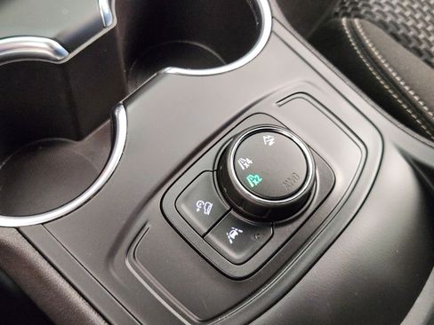 Certified 2024 GMC Terrain SLE AWD/4WD image 22