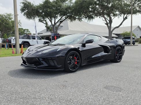 New 2027 Chevrolet Corvette Stingray Coupe w/ Z51 Performance Package RWD image 11
