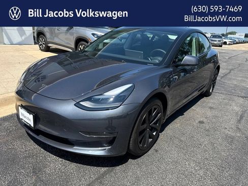 Used 2023 Tesla Model 3 Standard Range RWD image 1
