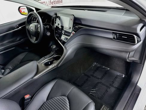 Certified 2024 Toyota Camry SE FWD image 30