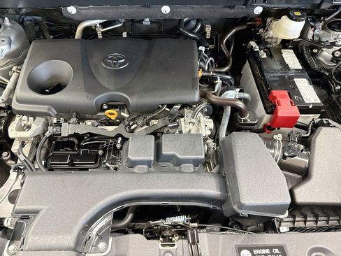 Used 2024 Toyota RAV4 LE FWD image 30