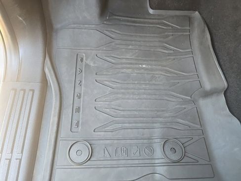 Used 2023 Ford Ranger Lariat w/ Tremor Off-Road Package image 14