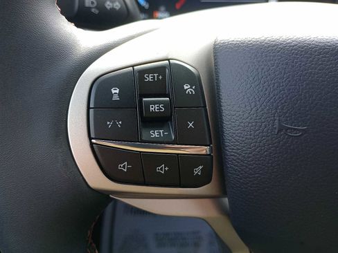 New 2026 Ford Explorer Active AWD/4WD image 17
