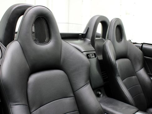 Used 2004 Honda S2000 image 50