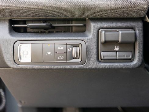 New 2026 GMC Sierra EV Elevation w/ LPO, Elevation Dark Package image 17