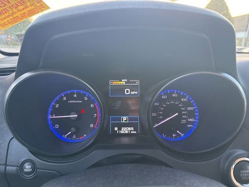 Used 2016 Subaru Outback 2.5i Limited AWD/4WD image 10