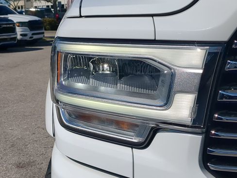 Used 2022 RAM 3500 Laramie image 10