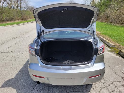 Used 2013 MAZDA MAZDA3 i Sport image 10