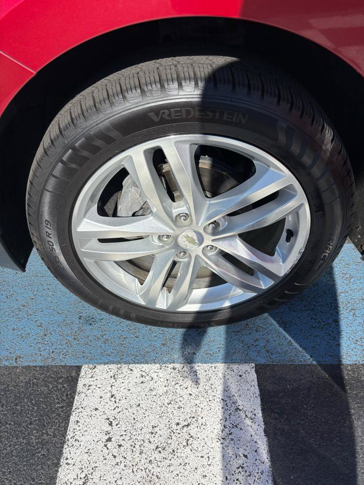 Used 2019 Chevrolet Equinox Premier AWD/4WD image 38