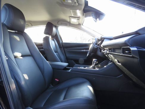 Used 2020 MAZDA MAZDA3 Sedan w/ Select Package image 14