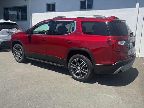 Used 2023 GMC Acadia SLT w/ Technology Package AWD/4WD image 5