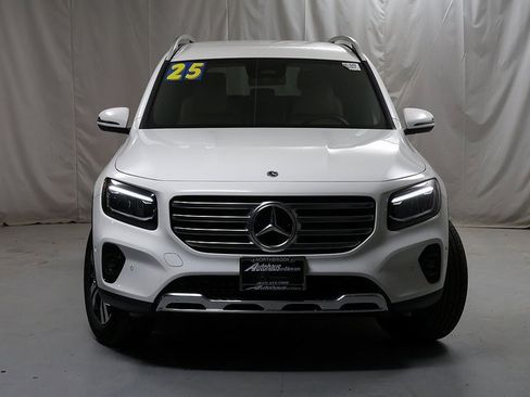 Certified 2025 Mercedes-Benz GLB 250 4MATIC image 7
