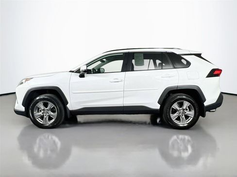 Used 2024 Toyota RAV4 XLE w/ Convenience Package AWD/4WD image 3