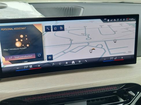 Certified 2025 BMW 430i xDrive w/ Premium Package image 27