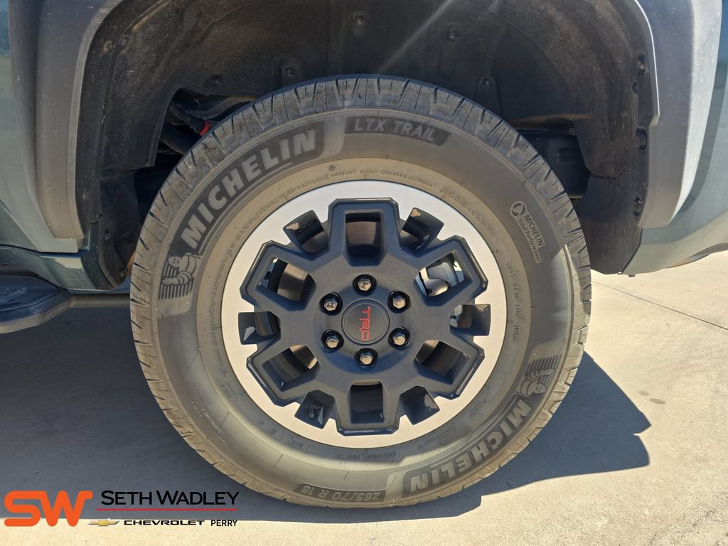 Used 2026 Toyota 4Runner TRD Off-Road Premium AWD/4WD image 32