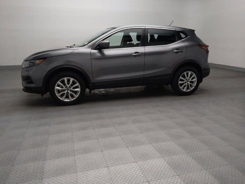 Used 2021 Nissan Rogue Sport S image 2